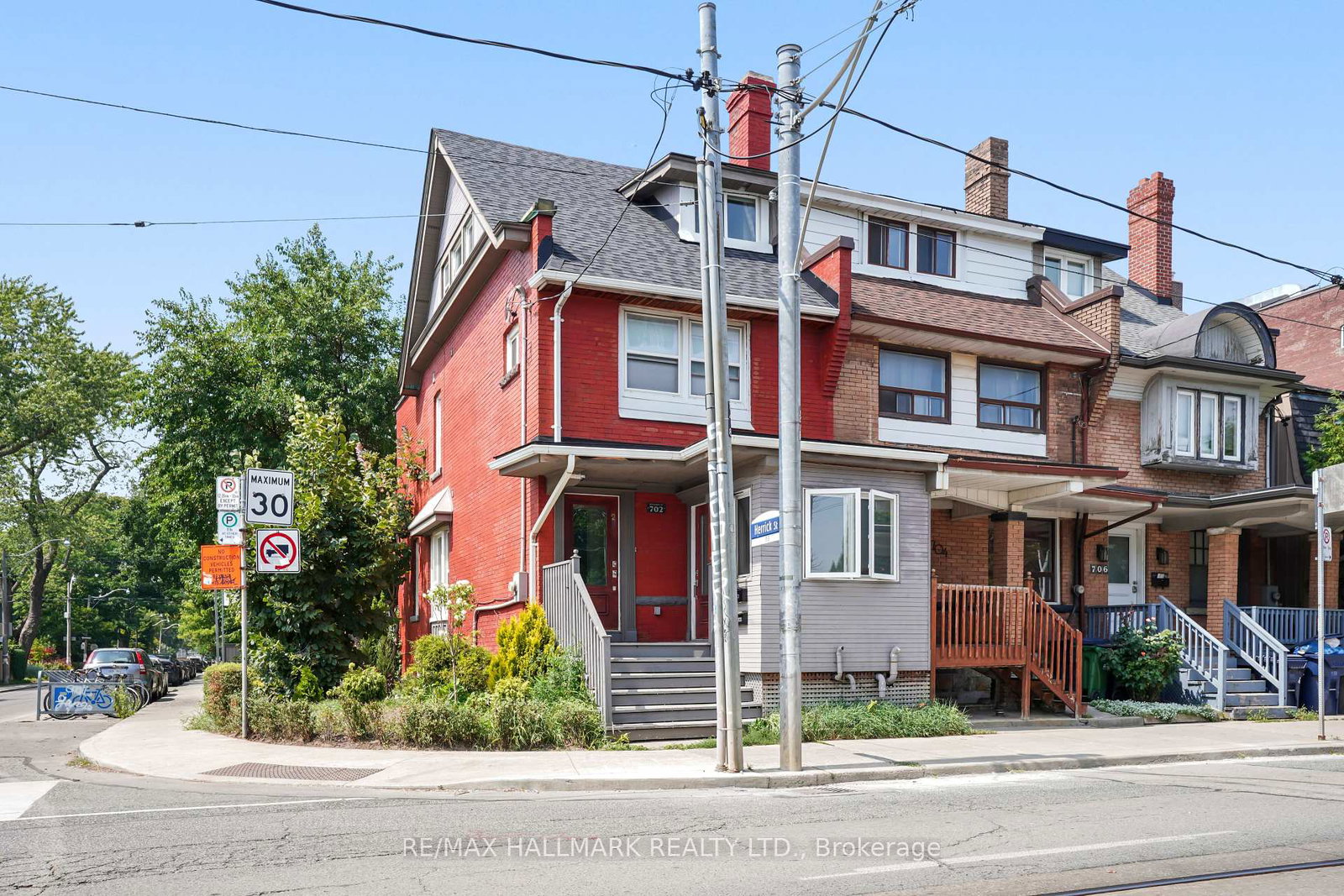 702-bathurst-street-toronto-ontario-c12335160