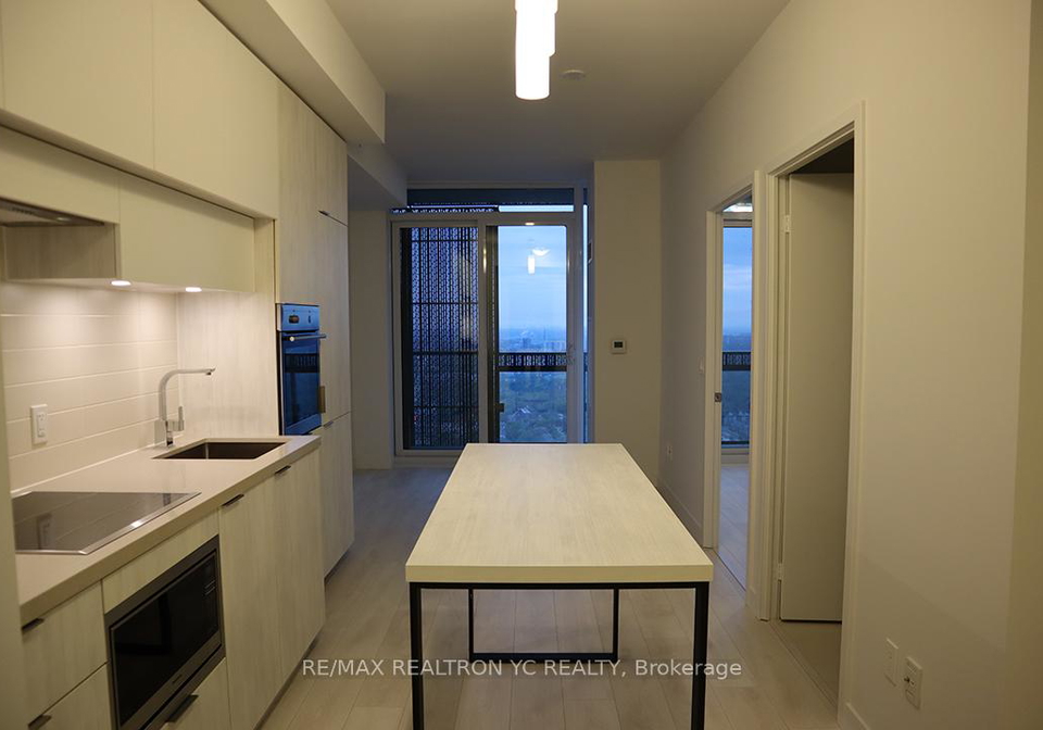 8-eglinton-avenue-e-toronto-ontario-c12335223