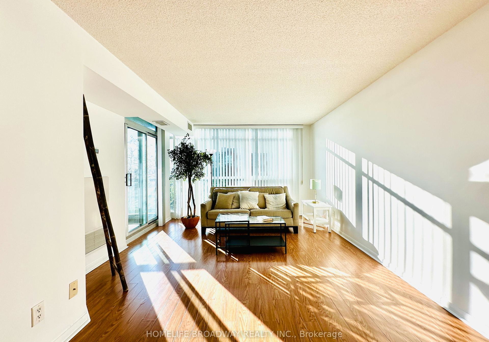 219-fort-york-boulevard-toronto-ontario-c12335245