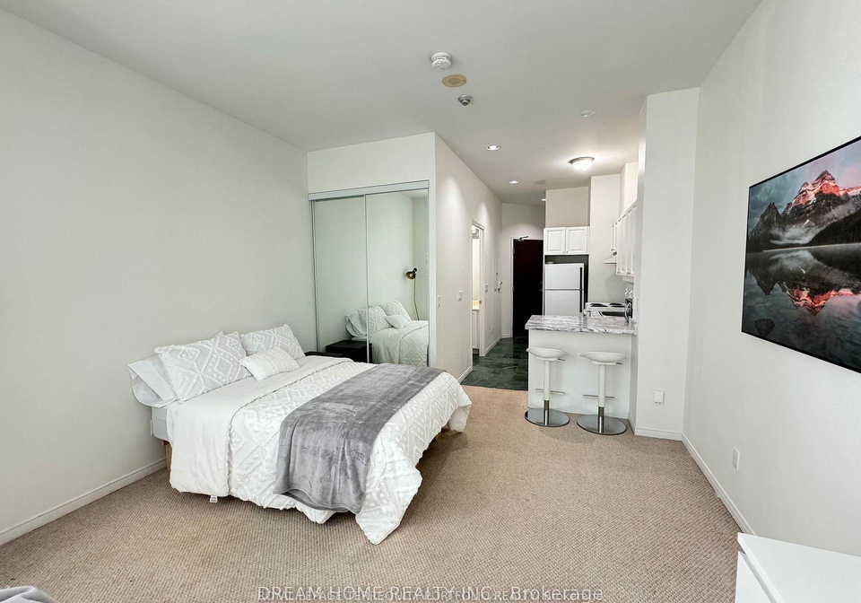 7-king-street-e-toronto-ontario-c12335303