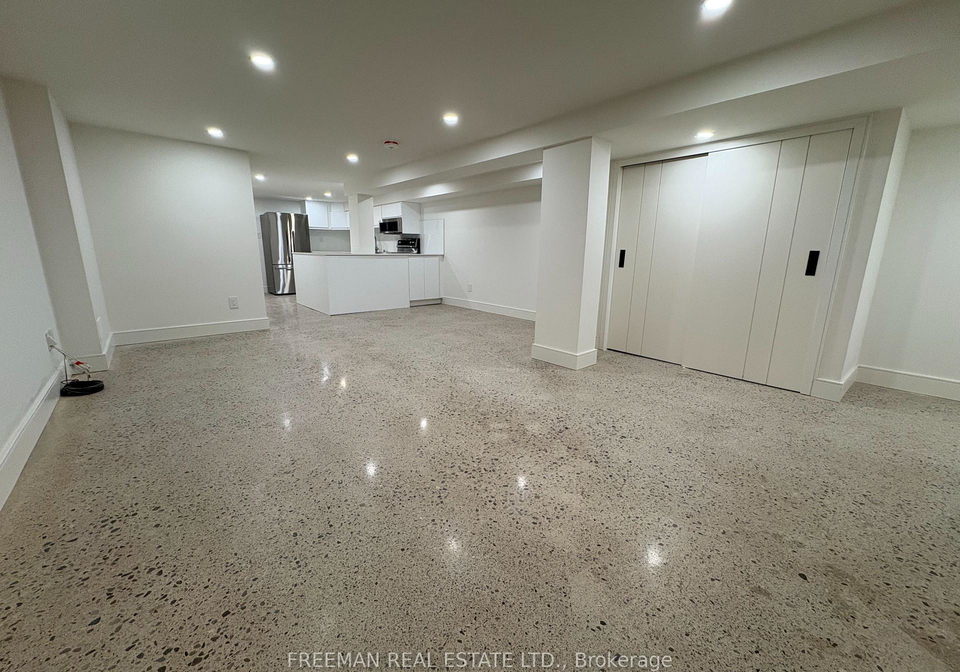 534-clinton-street-toronto-ontario-c12335378