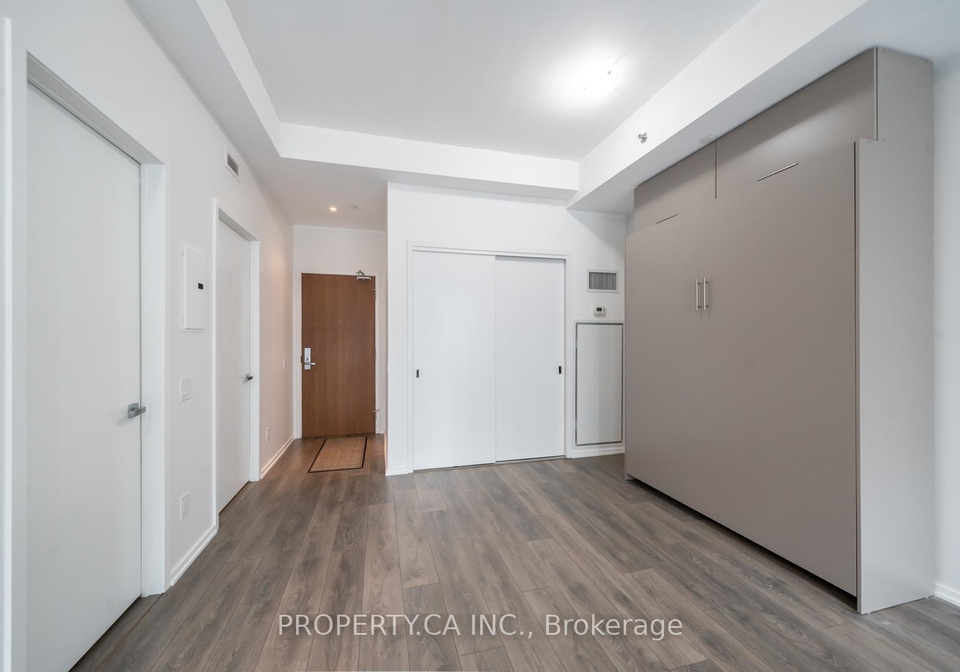 783-bathurst-street-toronto-ontario-c12335414