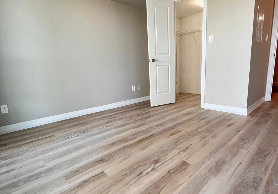 2015-sheppard-avenue-north-york-ontario-c12335442