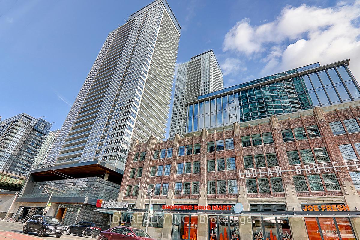 19-bathurst-street-toronto-ontario-c12335510