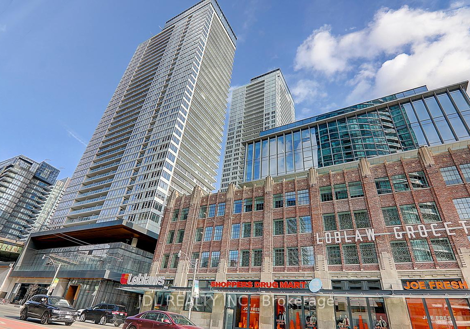 19-bathurst-street-toronto-ontario-c12335510