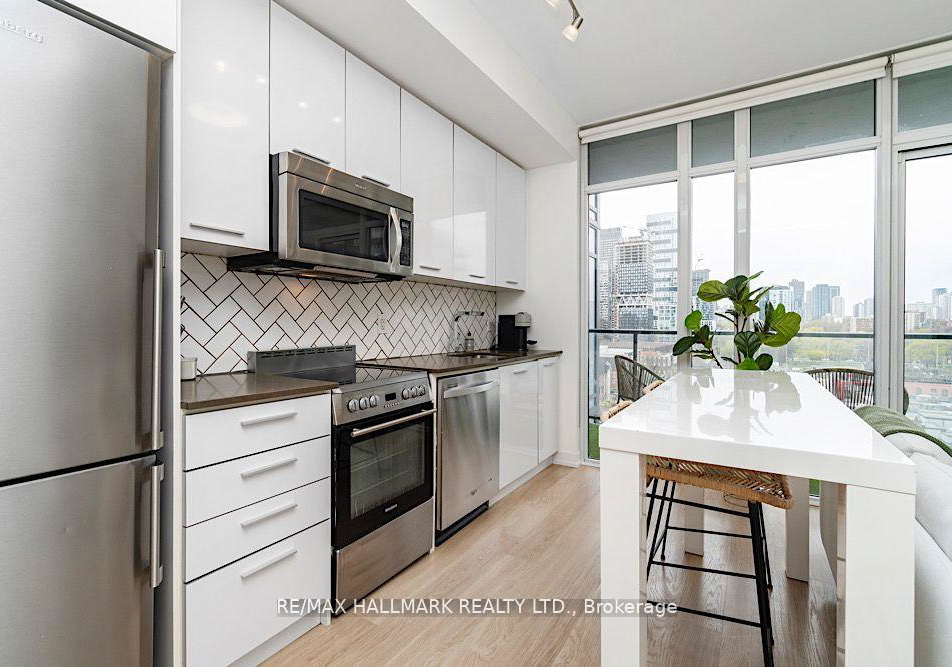 105-george-street-toronto-ontario-c12335577
