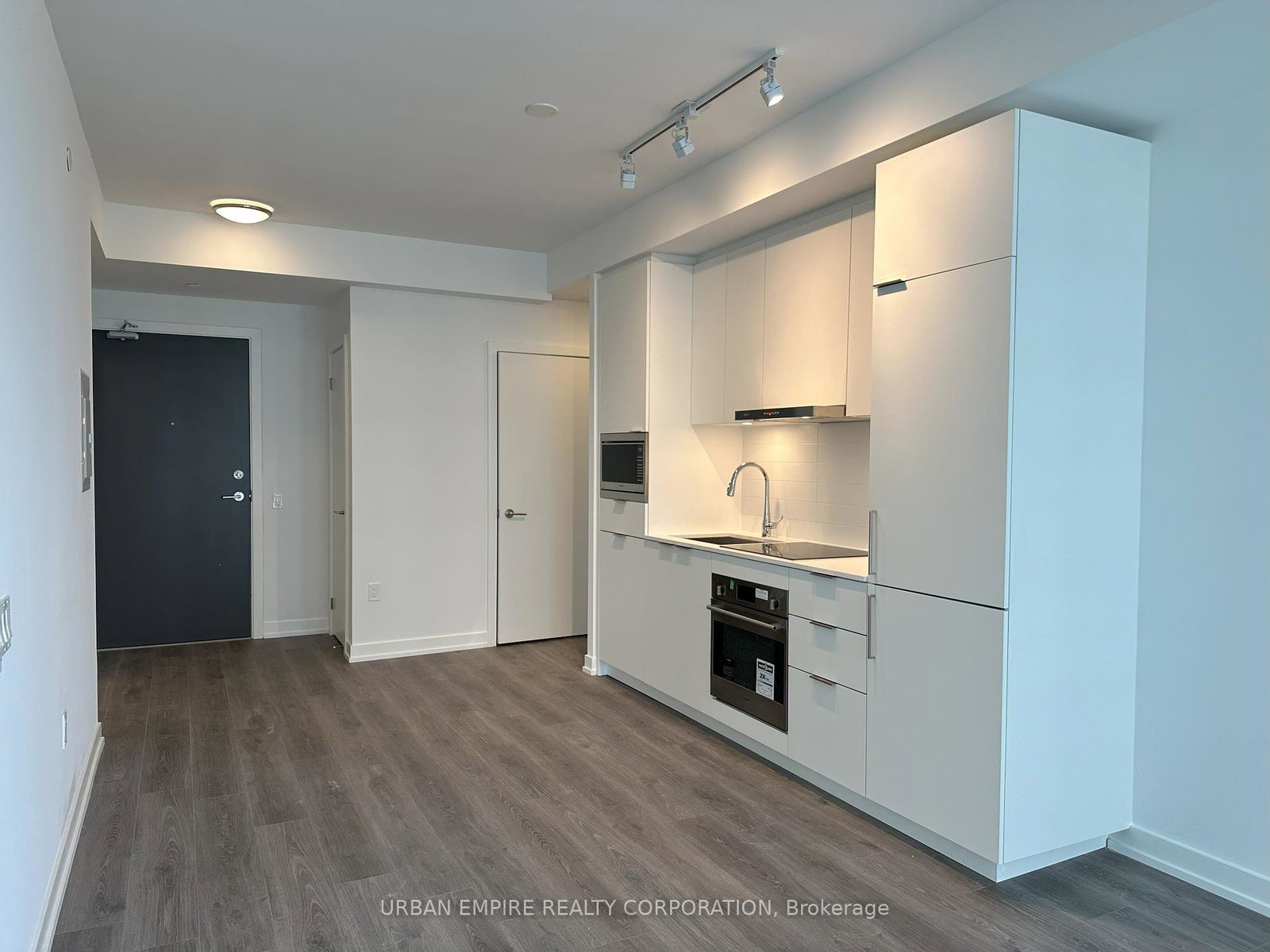 7-golden-lion-heights-north-york-ontario-c12335597