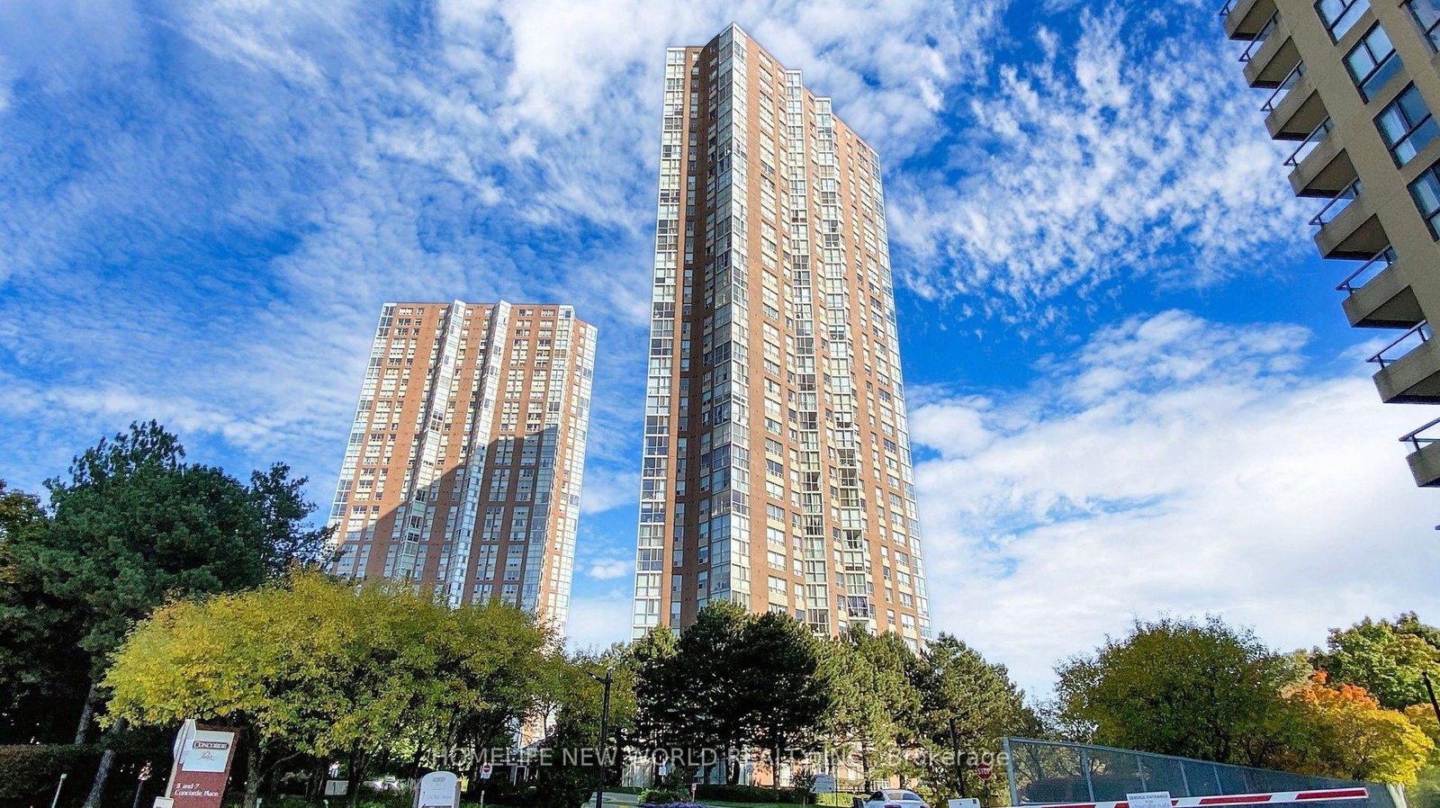 5-concorde-place-north-york-ontario-c12335682