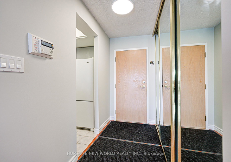 5-concorde-place-north-york-ontario-c12335682