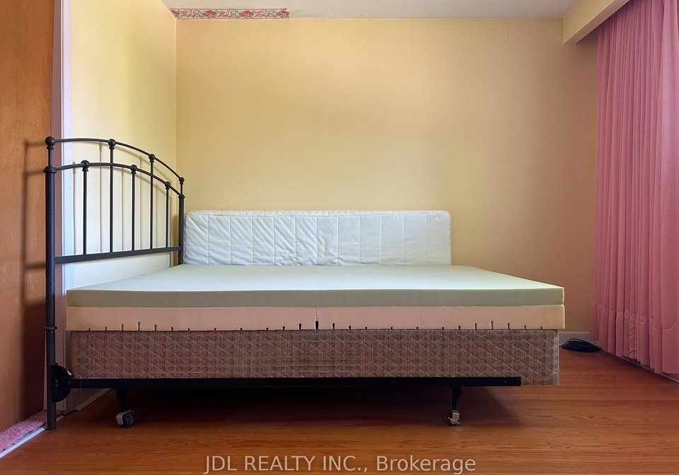135-estelle-avenue-north-york-ontario-c12335710