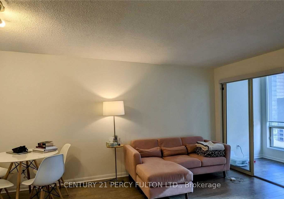 25-grenville-street-toronto-ontario-c12335753