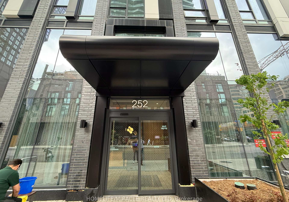 252-church-street-toronto-ontario-c12335931