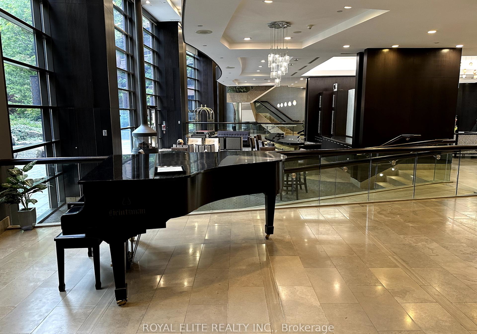 33-sheppard-avenue-e-north-york-ontario-c12336108