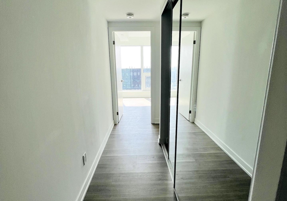 55-wellesley-street-w-toronto-ontario-c12336143