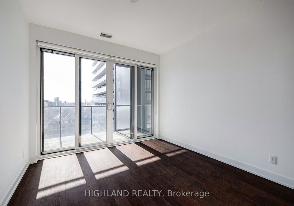 7-grenville-street-toronto-ontario-c12336163