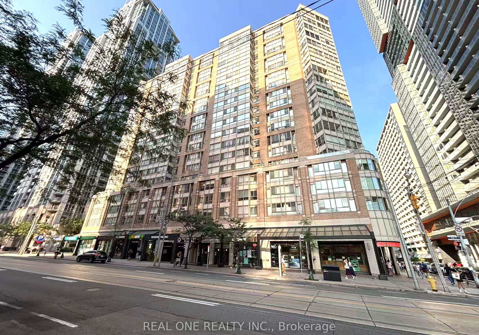 711-bay-street-toronto-ontario-c12336284