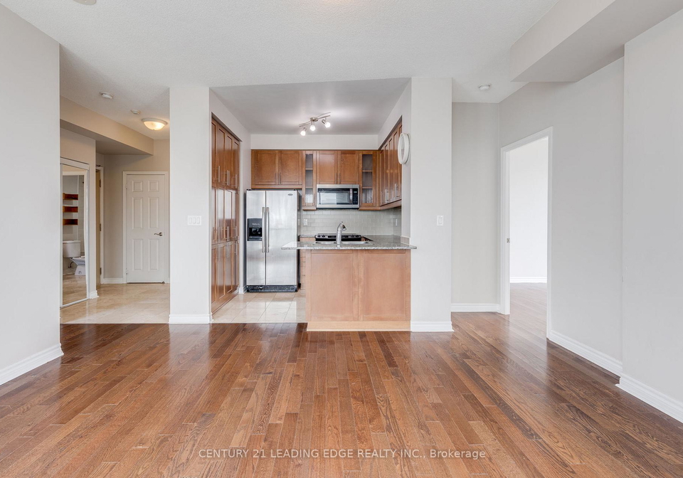 18-holmes-avenue-north-york-ontario-c12336450