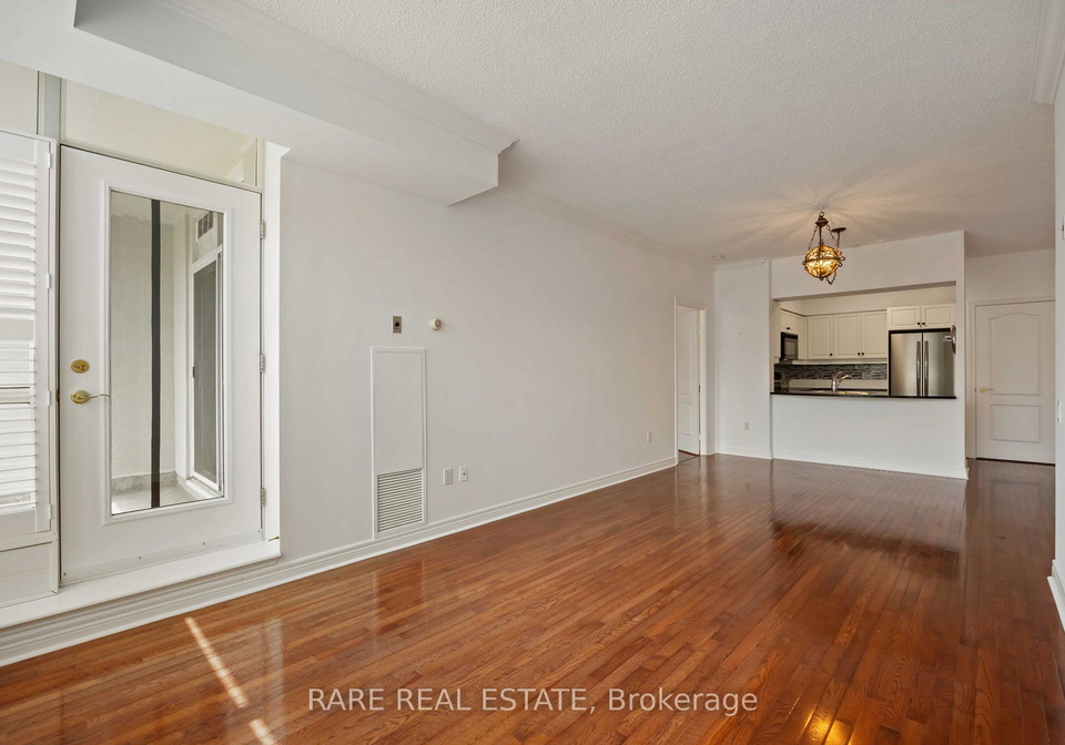 2-edith-drive-toronto-ontario-c12336565