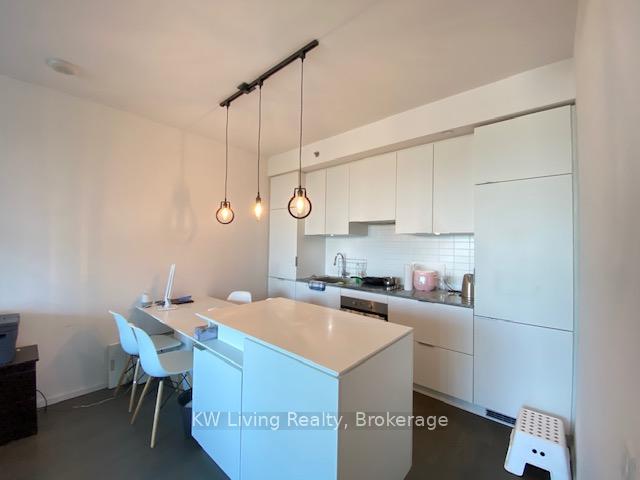 5-st-joseph-street-toronto-ontario-c12336576