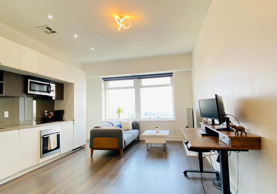 111-st-clair-avenue-w-toronto-ontario-c12336640