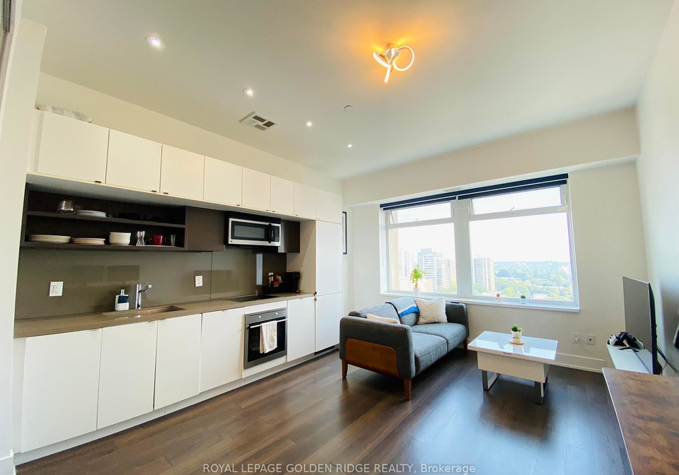 111-st-clair-avenue-w-toronto-ontario-c12336640
