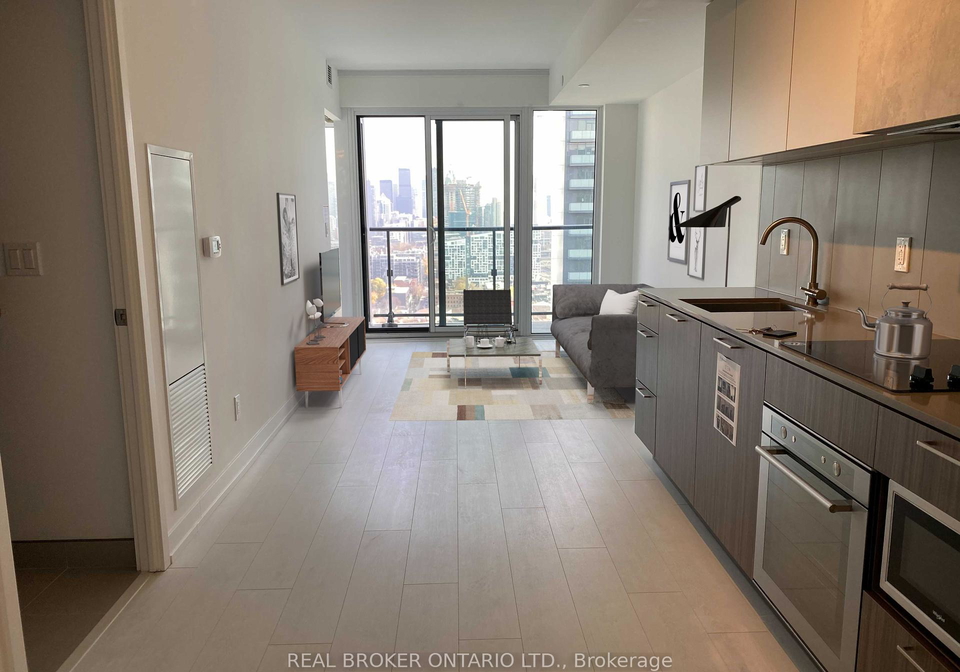 19-western-battery-road-toronto-ontario-c12336674