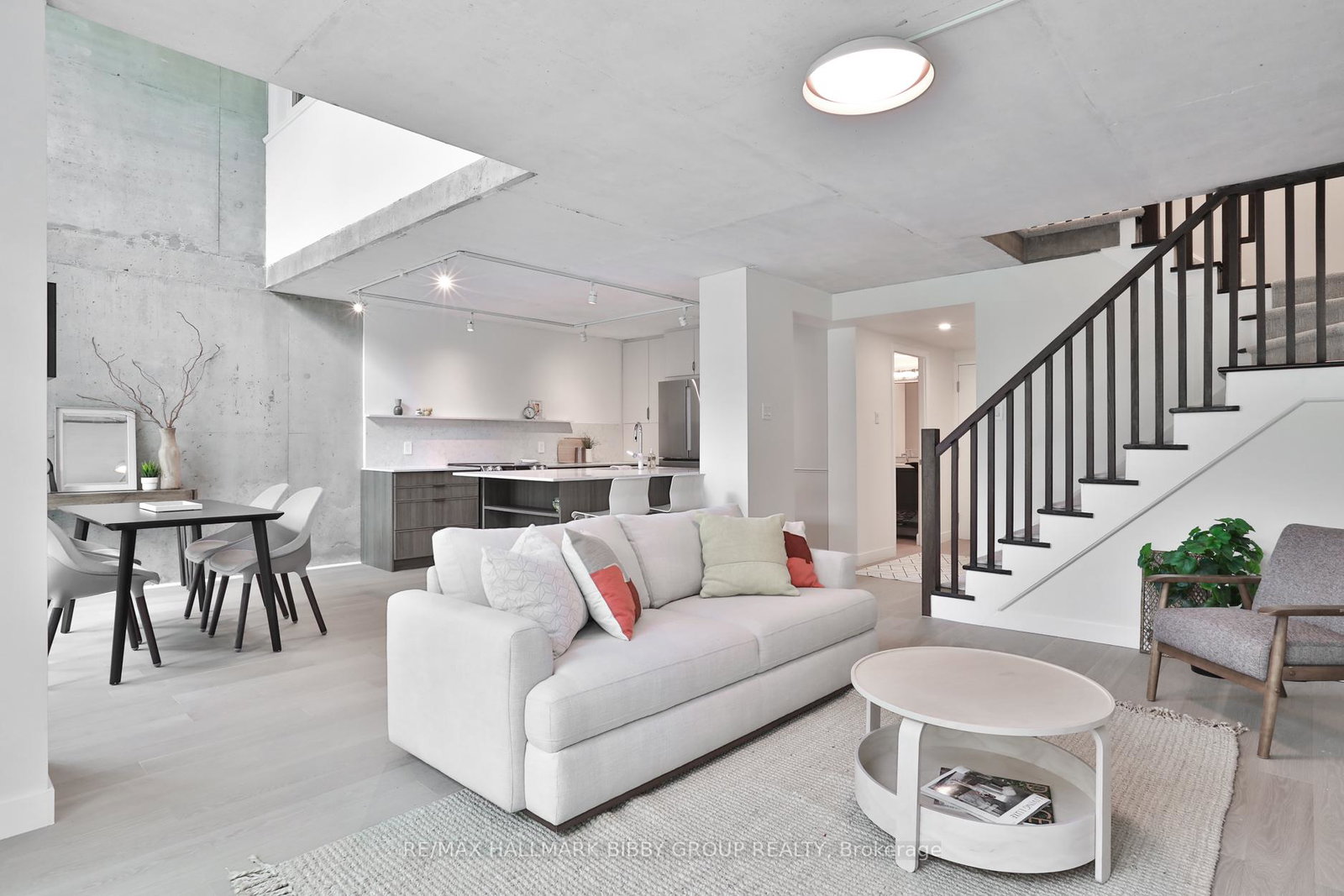 954-king-street-w-toronto-ontario-c12336765