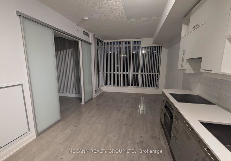 30-nelson-street-toronto-ontario-c12336870
