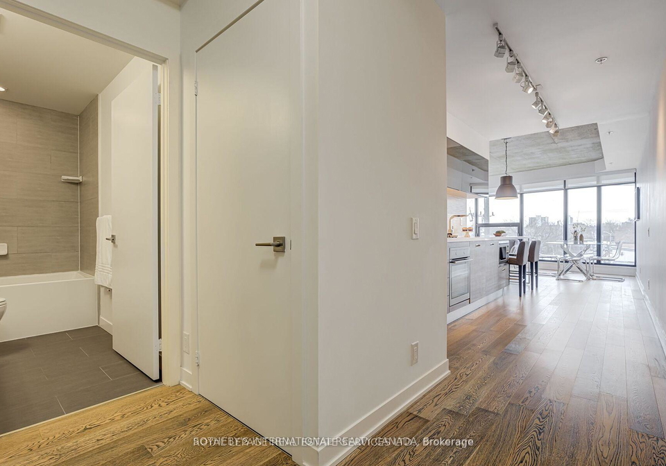 1239-dundas-street-w-toronto-ontario-c12336943
