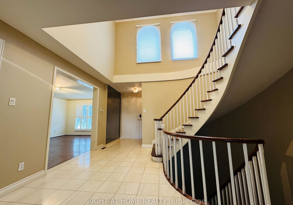 22-janus-court-north-york-ontario-c12337015