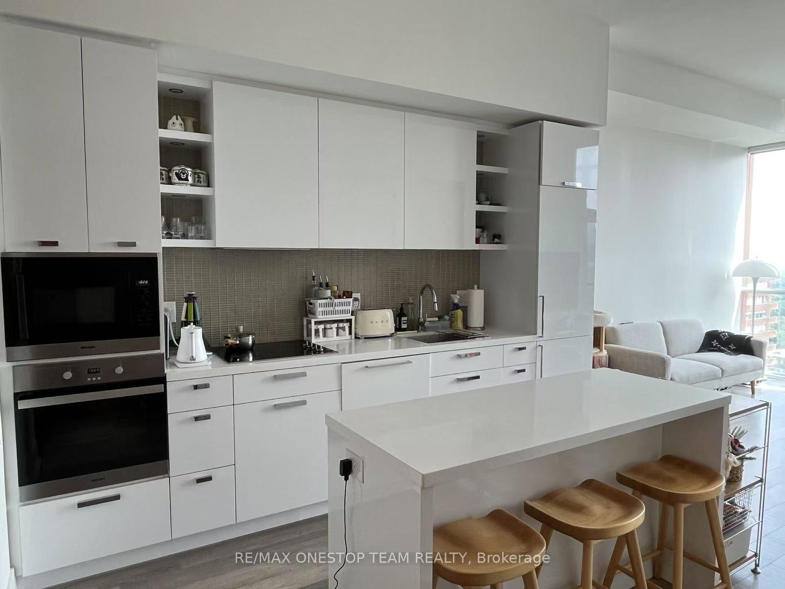 32-davenport-road-toronto-ontario-c12337175
