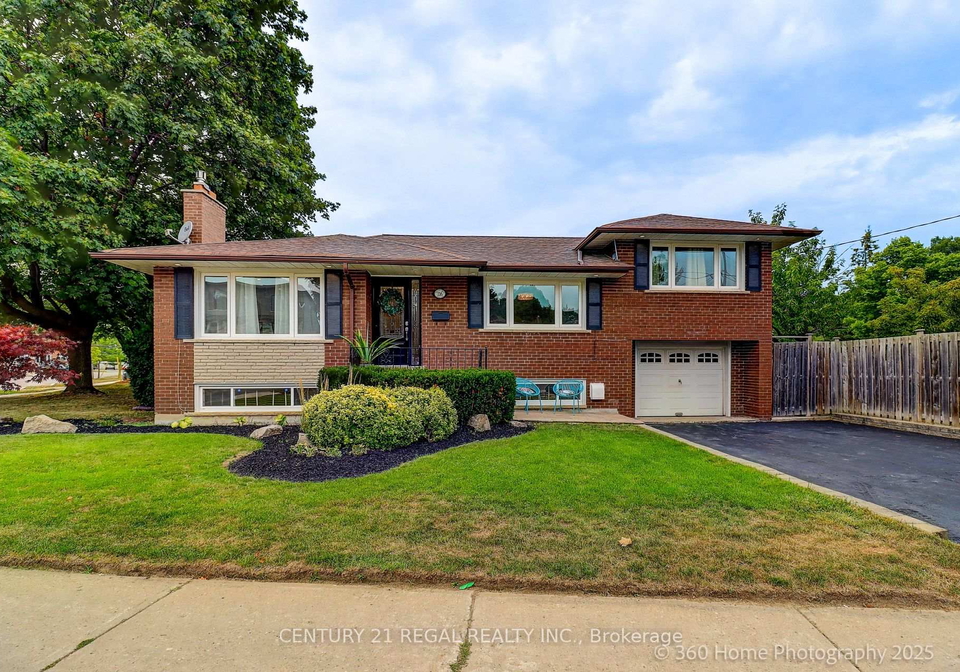 116-sweeney-drive-north-york-ontario-c12337252