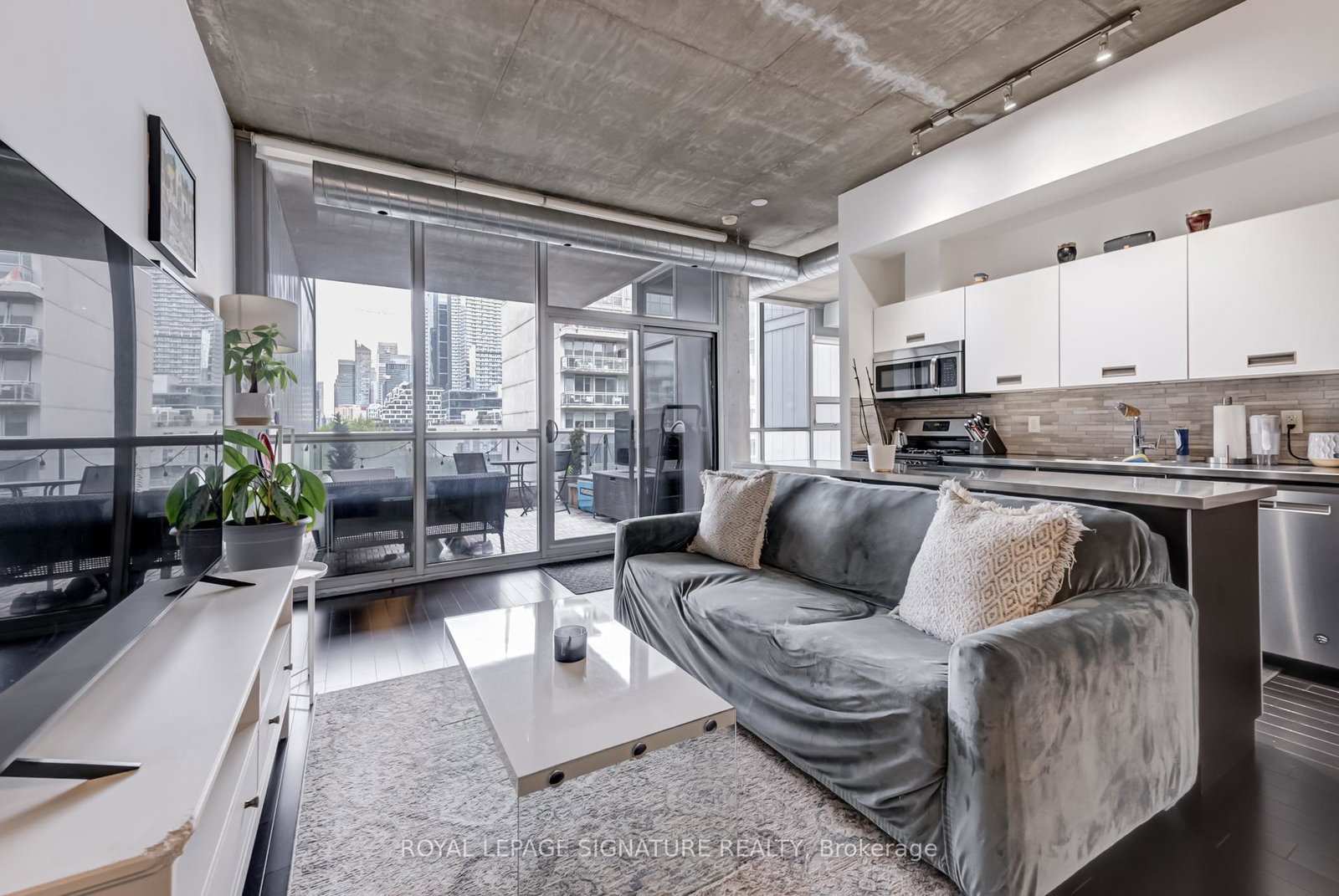 60-bathurst-street-toronto-ontario-c12337323