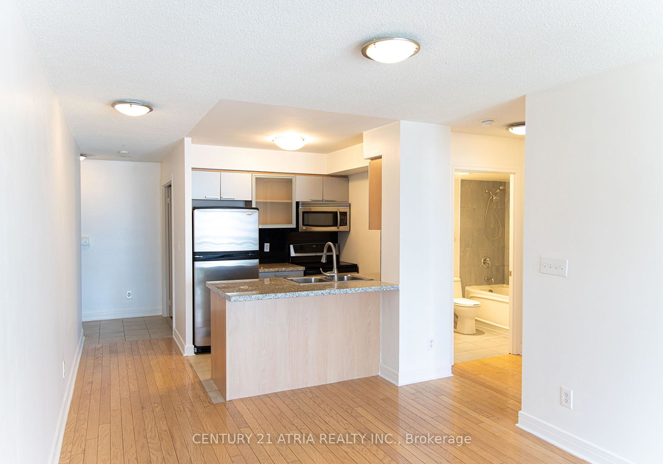 16-harrison-garden-boulevard-north-york-ontario-c12337327