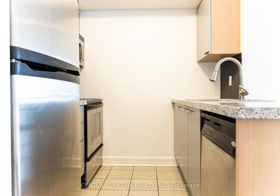16-harrison-garden-boulevard-north-york-ontario-c12337327