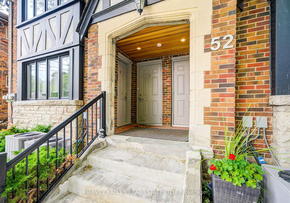 52-college-view-avenue-toronto-ontario-c12337382