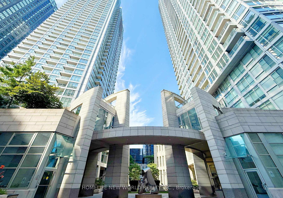 2181-yonge-street-toronto-ontario-c12337420