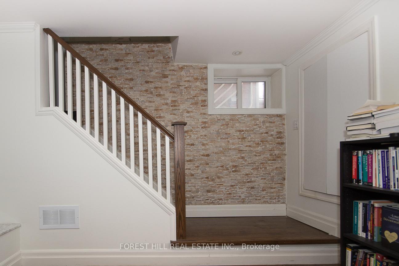 20-ferndale-avenue-toronto-ontario-c12337481