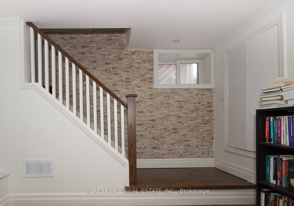 20-ferndale-avenue-toronto-ontario-c12337481