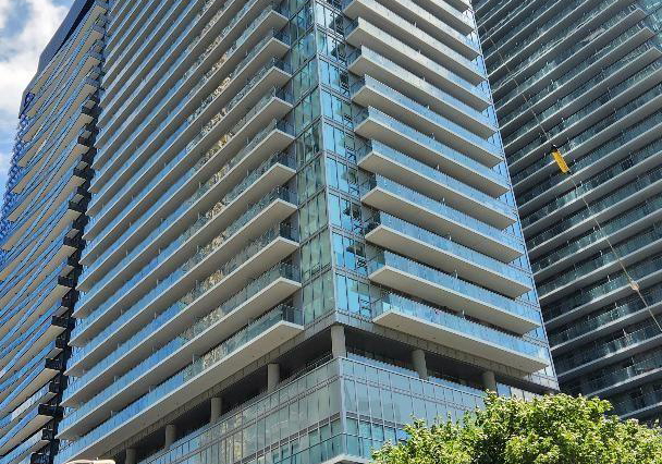 99-broadway-avenue-toronto-ontario-c12337491