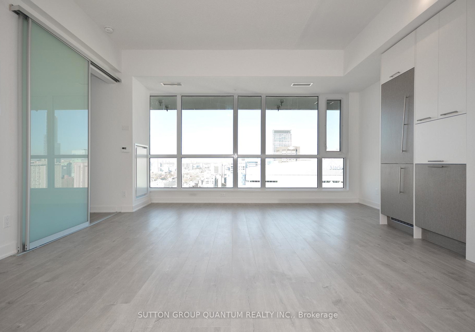199-richmond-street-w-toronto-ontario-c12337543