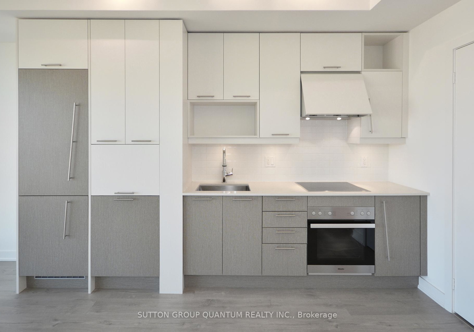 199-richmond-street-w-toronto-ontario-c12337543