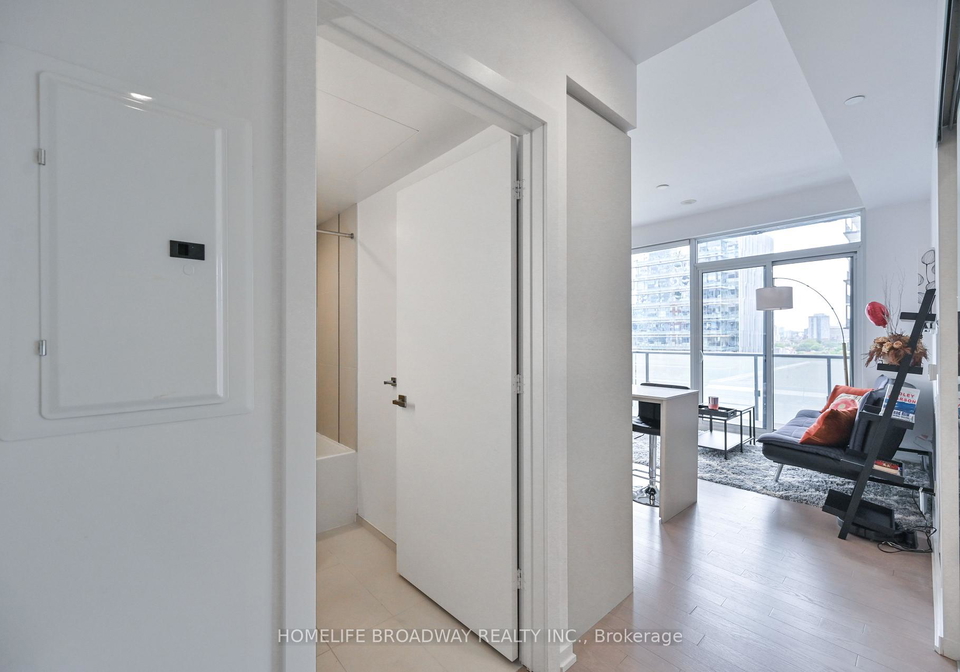 101-peter-street-toronto-ontario-c12337585