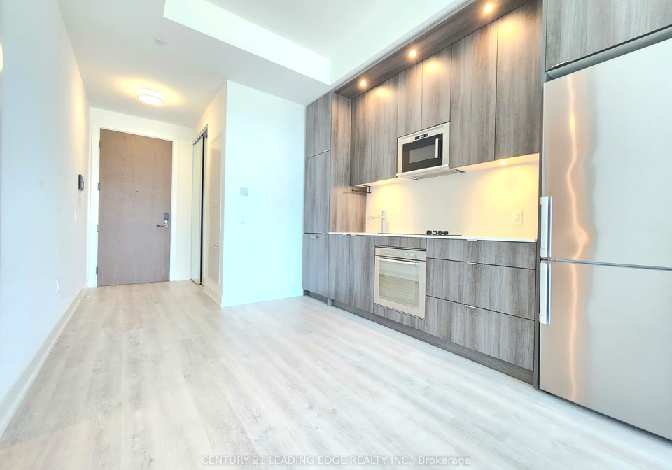 20-inn-on-the-park-drive-north-york-ontario-c12337652