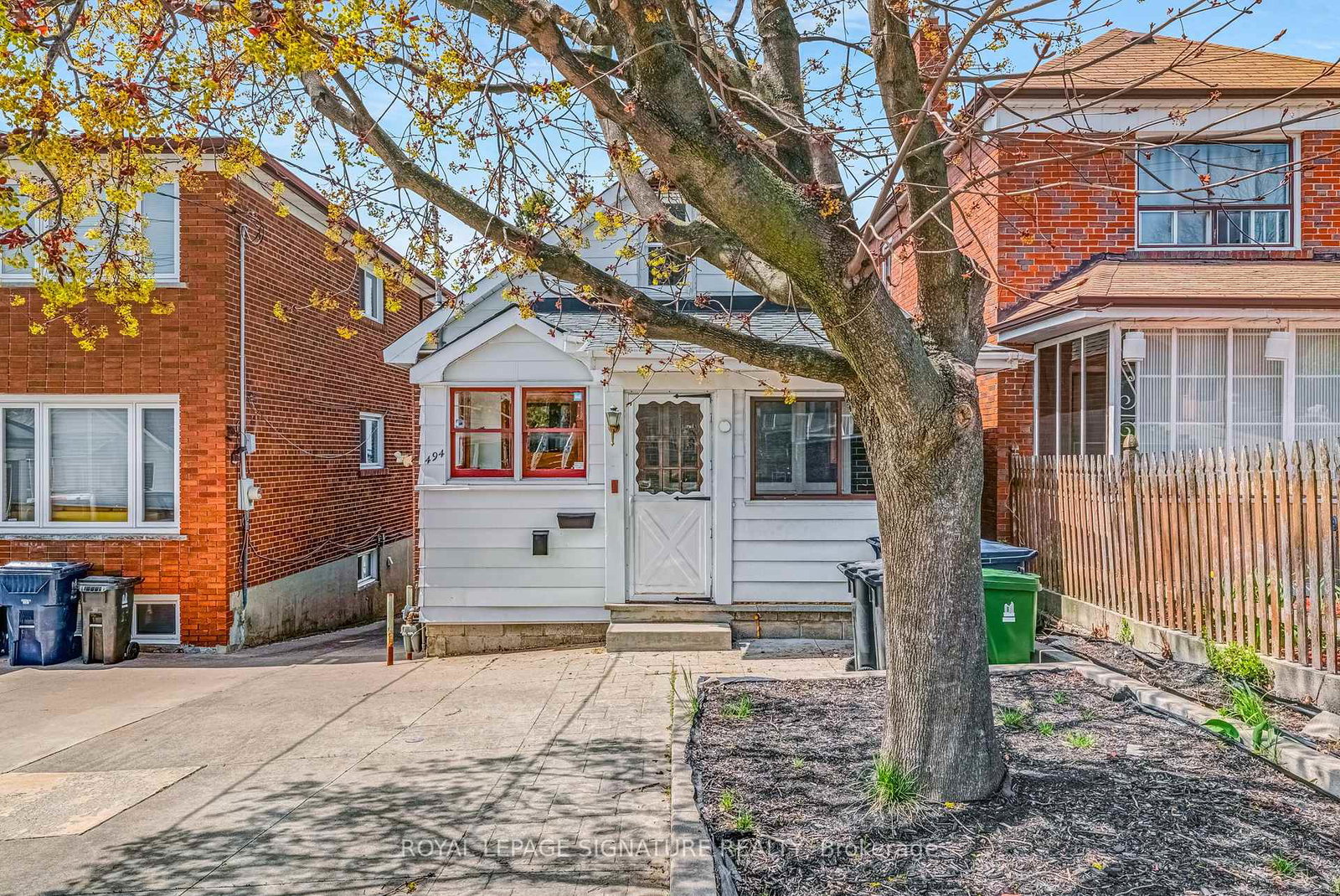 494-northcliffe-boulevard-toronto-ontario-c12337693