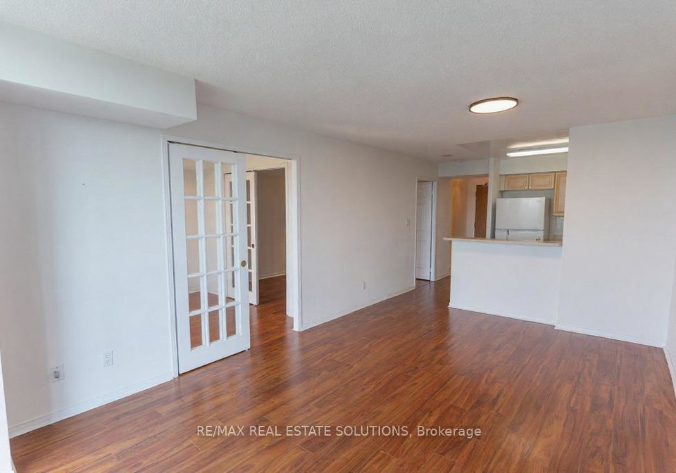 233-beecroft-road-toronto-ontario-c12337726