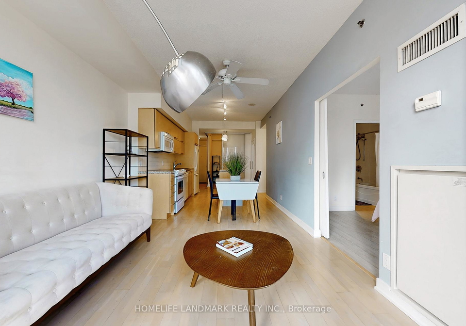 21-nelson-street-toronto-ontario-c12337742