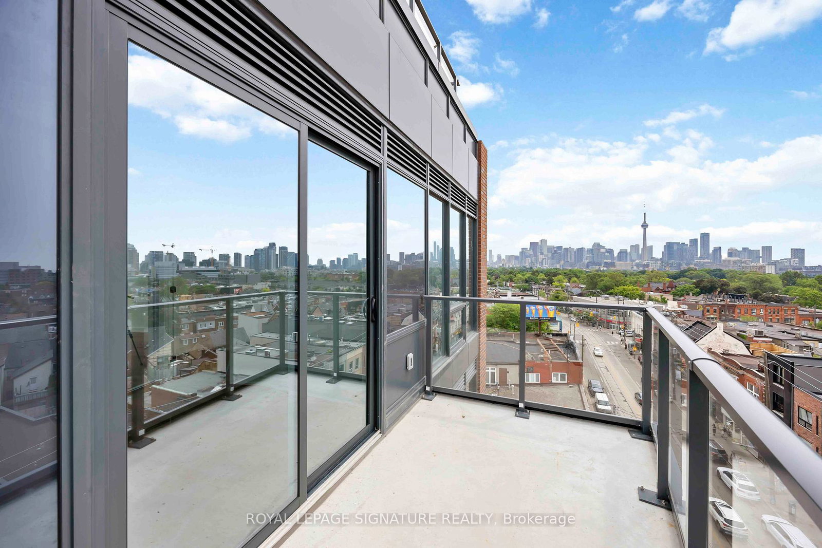 1200-dundas-street-w-toronto-ontario-c12337766