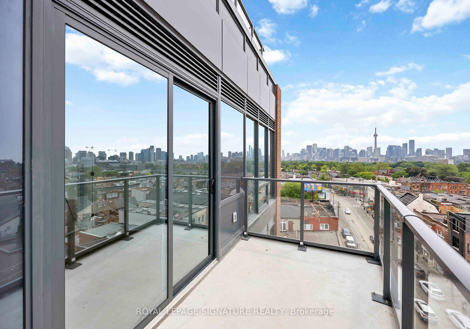 1200-dundas-street-w-toronto-ontario-c12337766