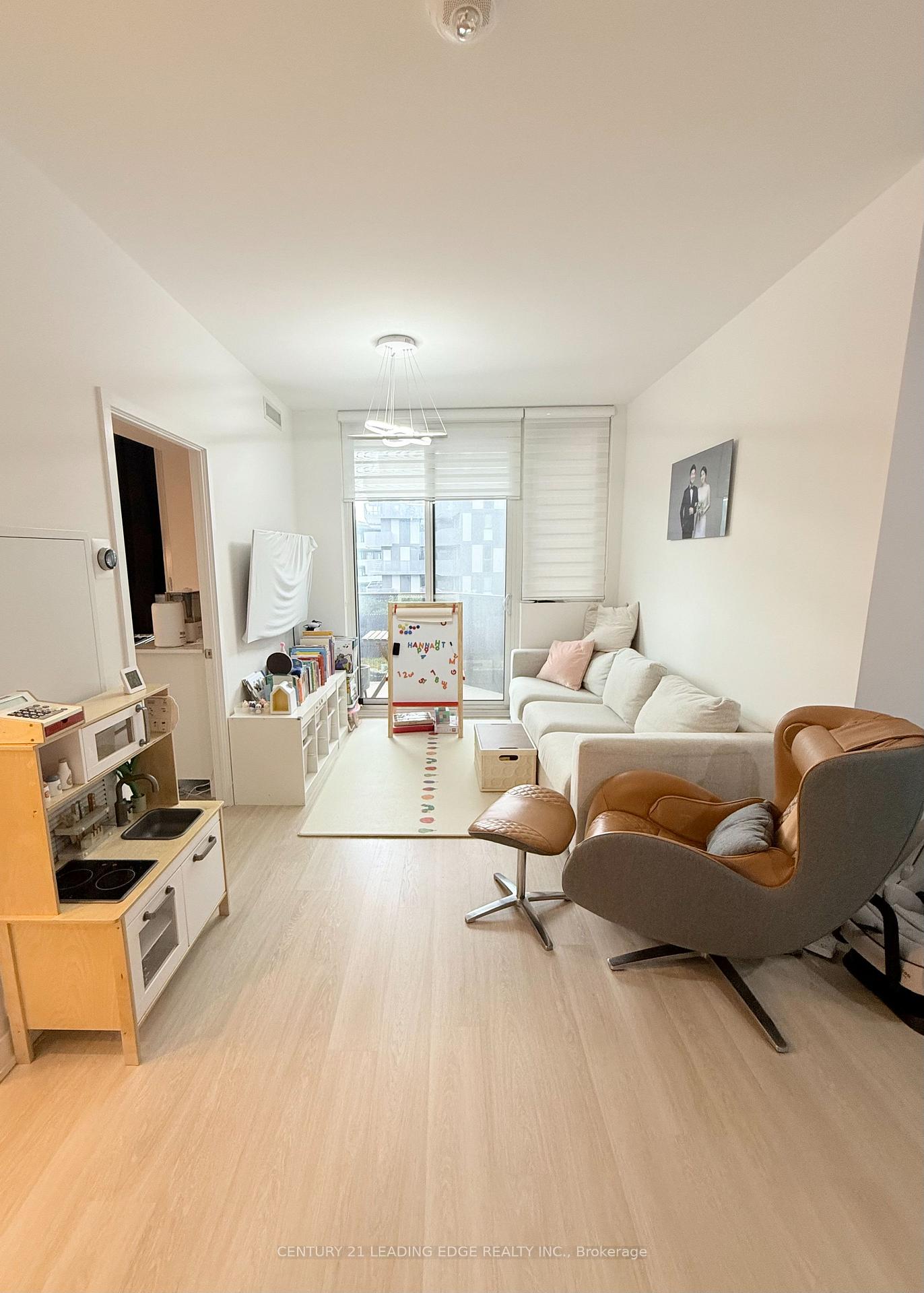 30-tretti-way-toronto-ontario-c12337845